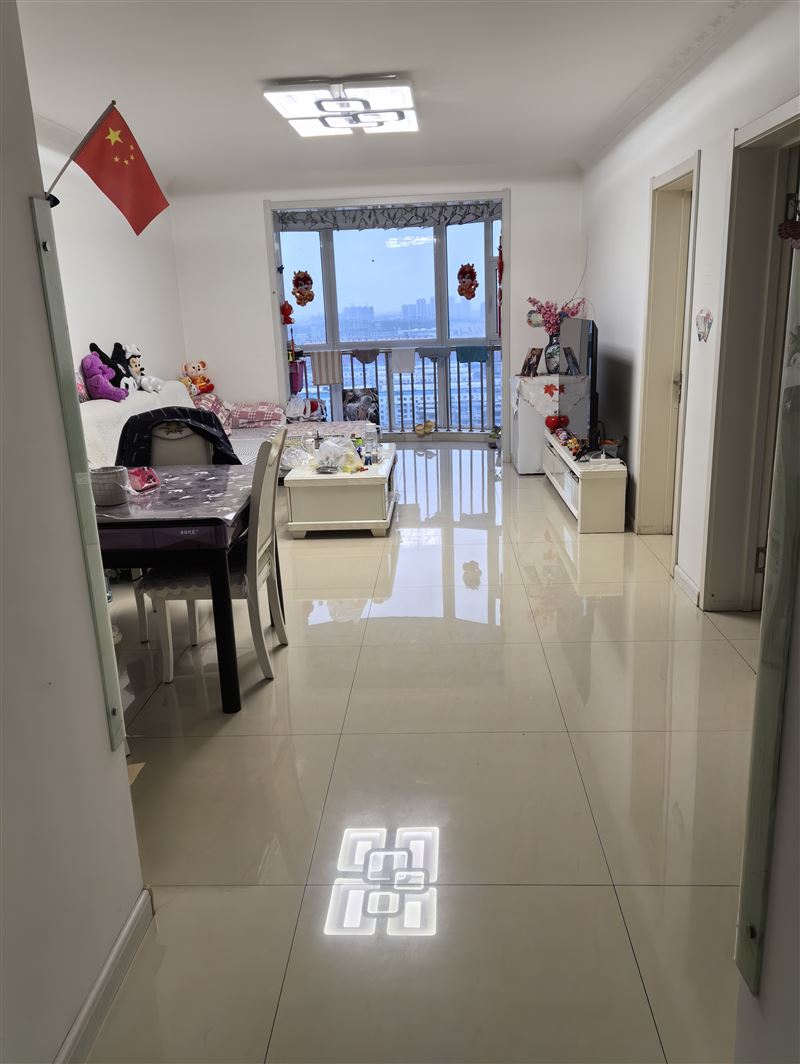 博雅名郡小區(qū)電梯樓出售,南四中學(xué)區(qū)房