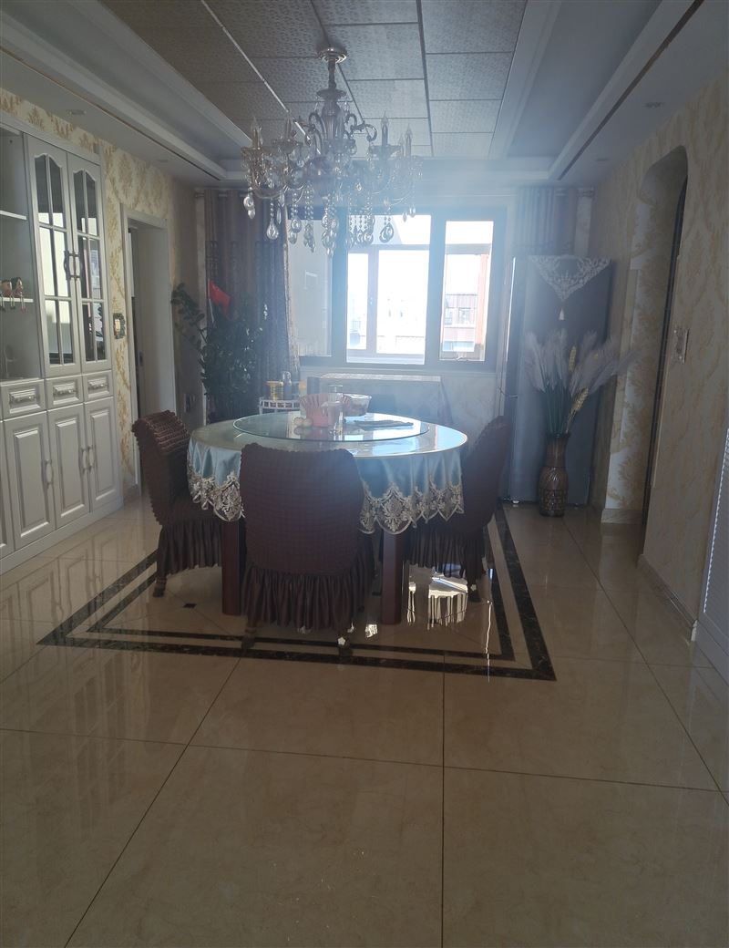 岳熙臺小區(qū)房屋出售