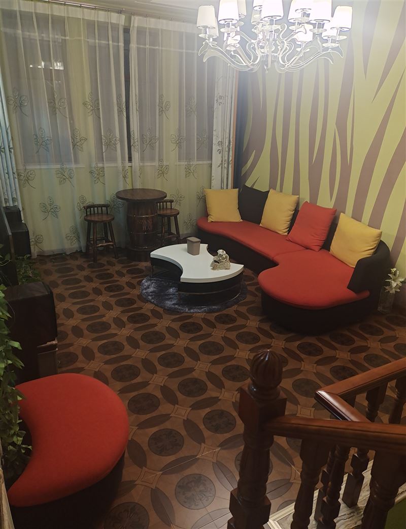 岳熙臺小區(qū)房屋出售