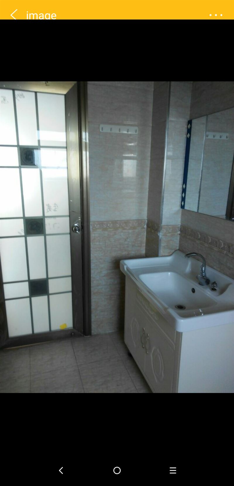 出租鐵河畔花園小區(qū)樓房